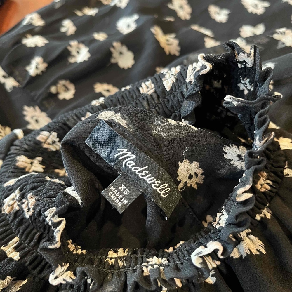 Madewell‎ Black Dress Floral Print Long Sleeve Ruffled Shoulder Detail Womens XS - Picture 2 of 7